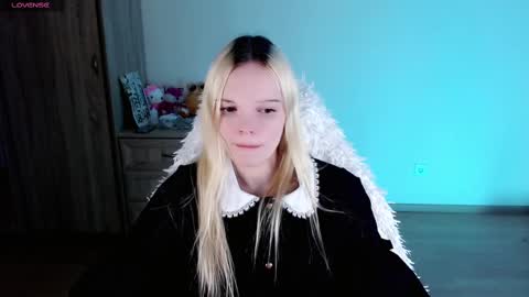 Lia online show from 02.11.25