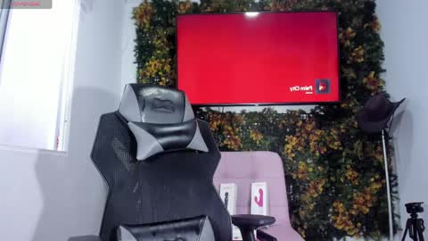 emily_palmeer online show from 04.19.26