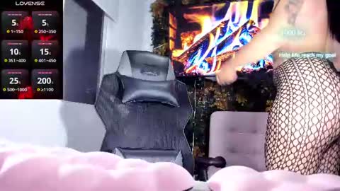 Snapshot of emily_palmeer chatting on 07.13.26 emily_palmeer online show from 07.13.26