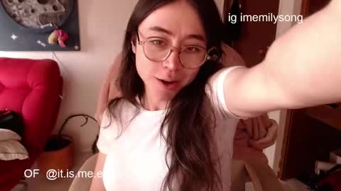 Snapshot of emily_pearl_ chatting on 02.14.26 emily_pearl_ online show from 02.14.26