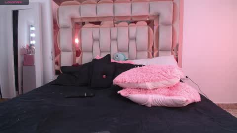 emily online show from 04.21.26