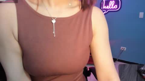 Snapshot of emily_roberts1 chatting on 10.13.25 Emily online show from 10.13.25