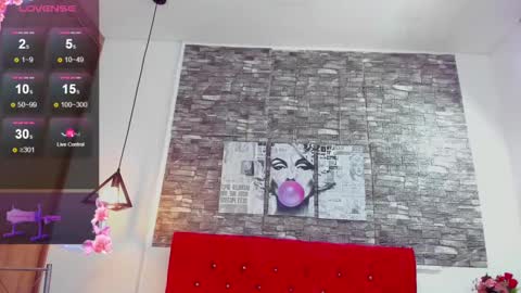 emily_sc online show from 01.08.25
