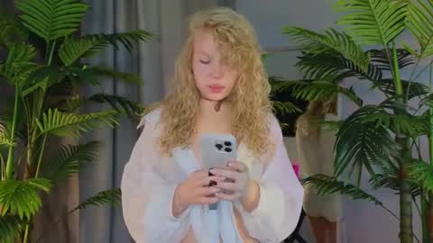 emily shepard online show from 11.18.25