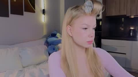 emily shepard online show from 03.31.26