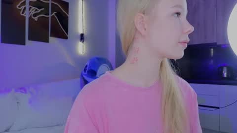 emily shepard online show from 04.01.26