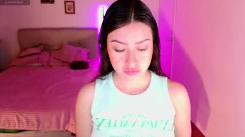 Emily  Swan online show from 11.04.25