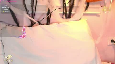 Emily online show from 10.31.25