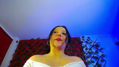 Snapshot of emily_trujillo chatting on 11.20.25 Emily Trujillo online show from 11.20.25