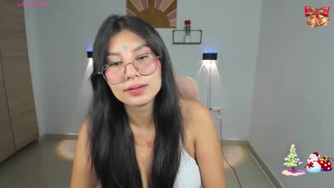 Emi online show from 12.21.25