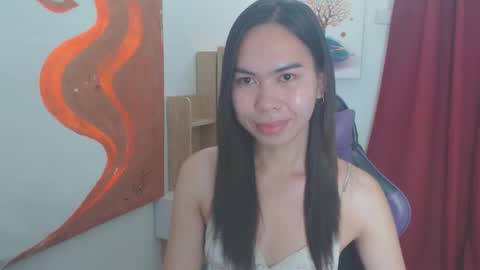Snapshot of emily_xo143 chatting on 05.23.26 emily_xo143 online show from 05.23.26