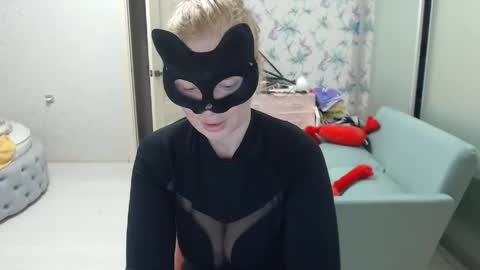 Snapshot of emily_york18 chatting on 05.20.26 Emily online show from 05.20.26