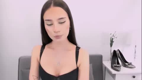 Snapshot of emilycharming chatting on 02.02.26 EmilyCharming online show from 02.02.26