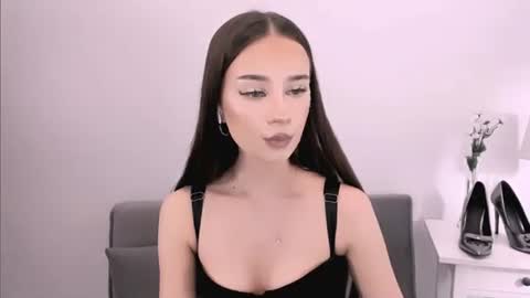 Snapshot of emilycharming chatting on 02.23.26 EmilyCharming online show from 02.23.26