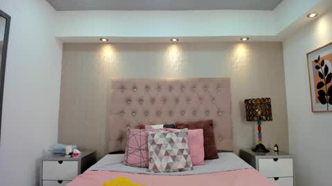 Snapshot of emilycley chatting on 02.12.26 EMILY online show from 02.12.26