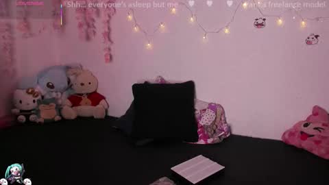 Emily online show from 11.05.25