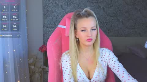 emilydancee online show from 12.18.24