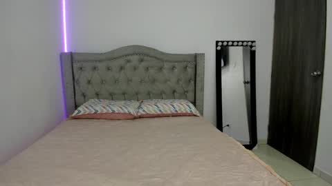 Camila online show from 01.07.25