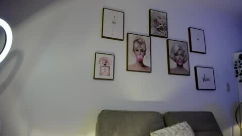 Snapshot of emilydolly_ chatting on 05.14.26 Emily online show from 05.14.26