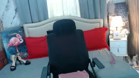 Snapshot of emilyfucker69 chatting on 09.12.25 emilyfucker69 online show from 09.12.25