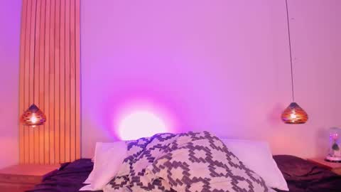 Emily  online show from 11.11.25