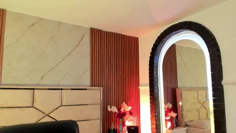 Emily Hendrix online show from 02.23.26