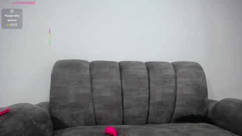 Snapshot of emilyhines__ chatting on 09.15.25 Emilyhines online show from 09.15.25