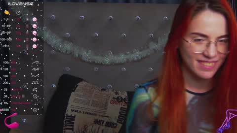 Snapshot of emilykents chatting on 12.30.24 EmilyKents online show from 12.30.24