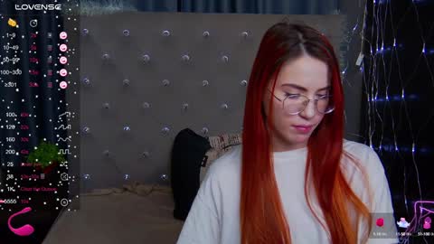 Snapshot of emilykents chatting on 01.08.25 EmilyKents online show from 01.08.25