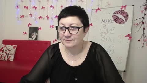 Snapshot of emilyl0vee chatting on 03.02.26 Emily online show from 03.02.26