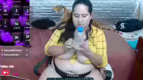 Snapshot of emilynessa_ chatting on 03.04.26 emily nessa online show from 03.04.26