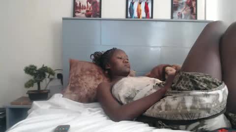 Emilly online show from 02.11.25