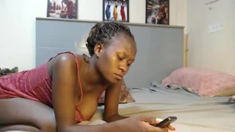 Emilly online show from 03.02.25