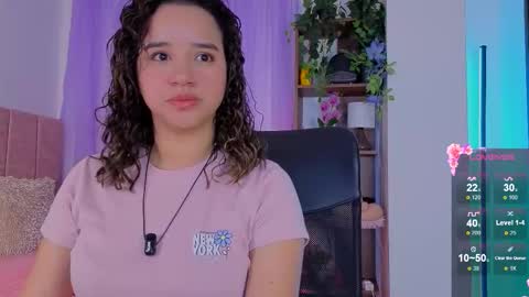 Snapshot of emilyrousex chatting on 12.17.25 emilyrousex online show from 12.17.25