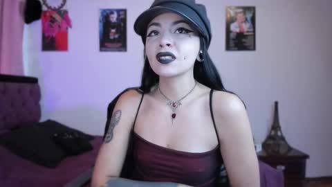  Emily Support me to have 100 likes plx online show from 03.08.25