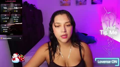 Snapshot of emilysavvato chatting on 02.09.25 Emily online show from 02.09.25