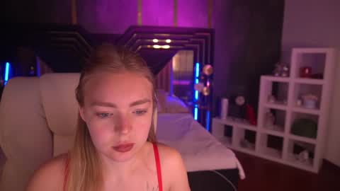 Snapshot of emilysunshines chatting on 01.01.25 MY NAME IS Emily WELCOME EVERYONE I WILL BE HAPPY TO GIVE YOU WHAT YOU HAVE DREAMED OF FOR SO LONG online show from 01.01.25