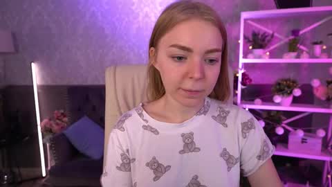 Snapshot of emilysunshines chatting on 09.18.25 MY NAME IS Emily WELCOME EVERYONE I WILL BE HAPPY TO GIVE YOU WHAT YOU HAVE DREAMED OF FOR SO LONG online show from 09.18.25