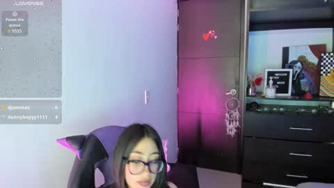 Snapshot of emilytafur chatting on 01.14.25 Emy online show from 01.14.25