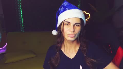 Snapshot of emilytucker chatting on 12.22.24 Emily online show from 12.22.24