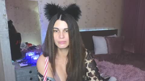 Snapshot of emilytucker chatting on 12.29.24 Emily online show from 12.29.24