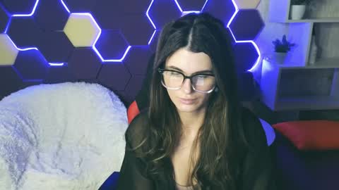 Snapshot of emilytucker chatting on 01.15.25 Emily online show from 01.15.25