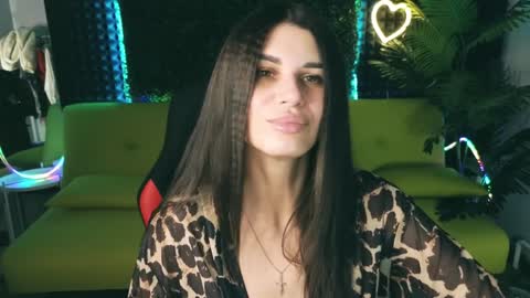 Snapshot of emilytucker chatting on 01.24.25 Emily online show from 01.24.25