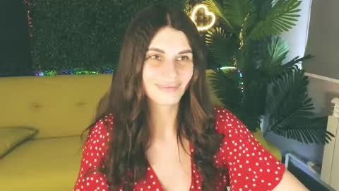 Snapshot of emilytucker chatting on 03.06.25 Emily online show from 03.06.25