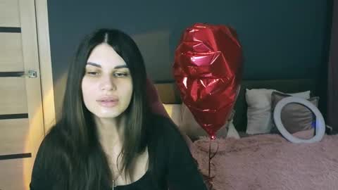 Snapshot of emilytucker chatting on 03.11.25 Emily online show from 03.11.25