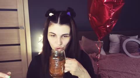 Snapshot of emilytucker chatting on 03.12.25 Emily online show from 03.12.25