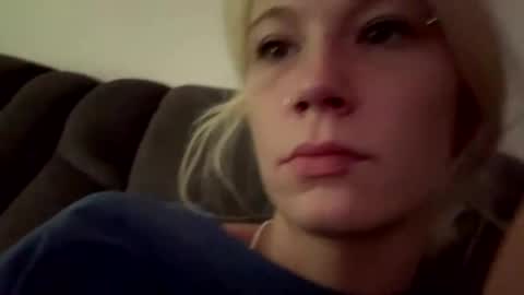 Snapshot of emilywarren296 chatting on 09.21.25 emilywarren296 online show from 09.21.25