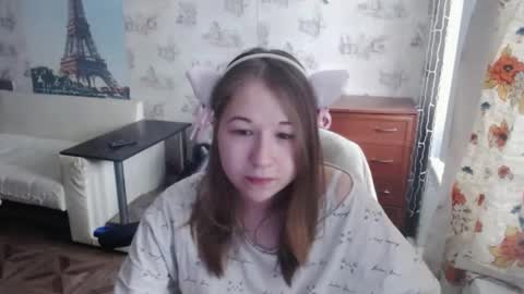 Snapshot of emilyway chatting on 02.28.25 emilyway online show from 02.28.25