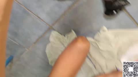 Snapshot of emilyweed chatting on 02.19.25 Emily ----  online show from 02.19.25