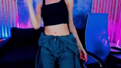 Emily online show from 10.03.25